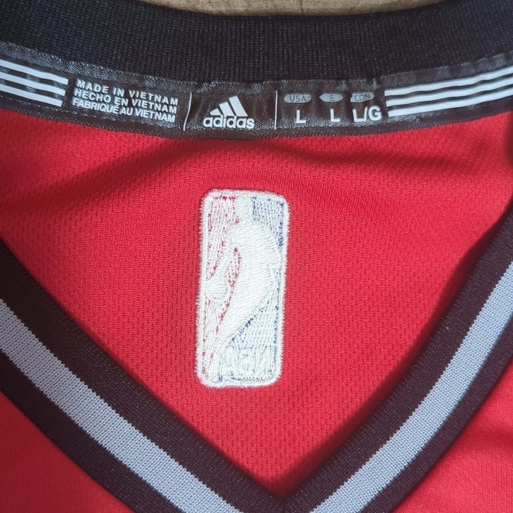 Adidas DeMar DeRozan Red Toronto Raptors #10 Jersey Size Large - Picture 2 of 9